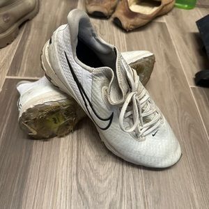 nike golf shoe